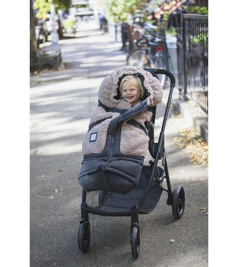 7 A.M. Enfant Blanket 212 Evolution Footmuff - Oatmeal Teddy 7 7 A.M. Enfant Blanket 212 Evolution Footmuff - Oatmeal Teddy - Image 7