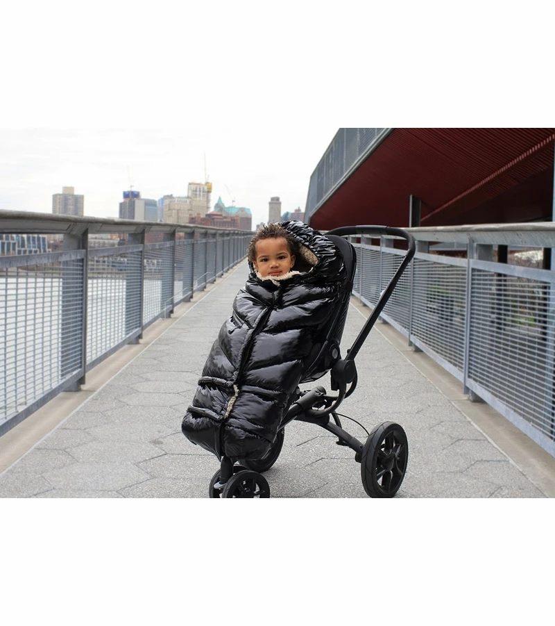 7 A.M. Enfant Blanket 212 Evolution Polar Footmuff - Black Polar 3 7 A.M. Enfant Blanket 212 Evolution Polar Footmuff - Black Polar - Image 3