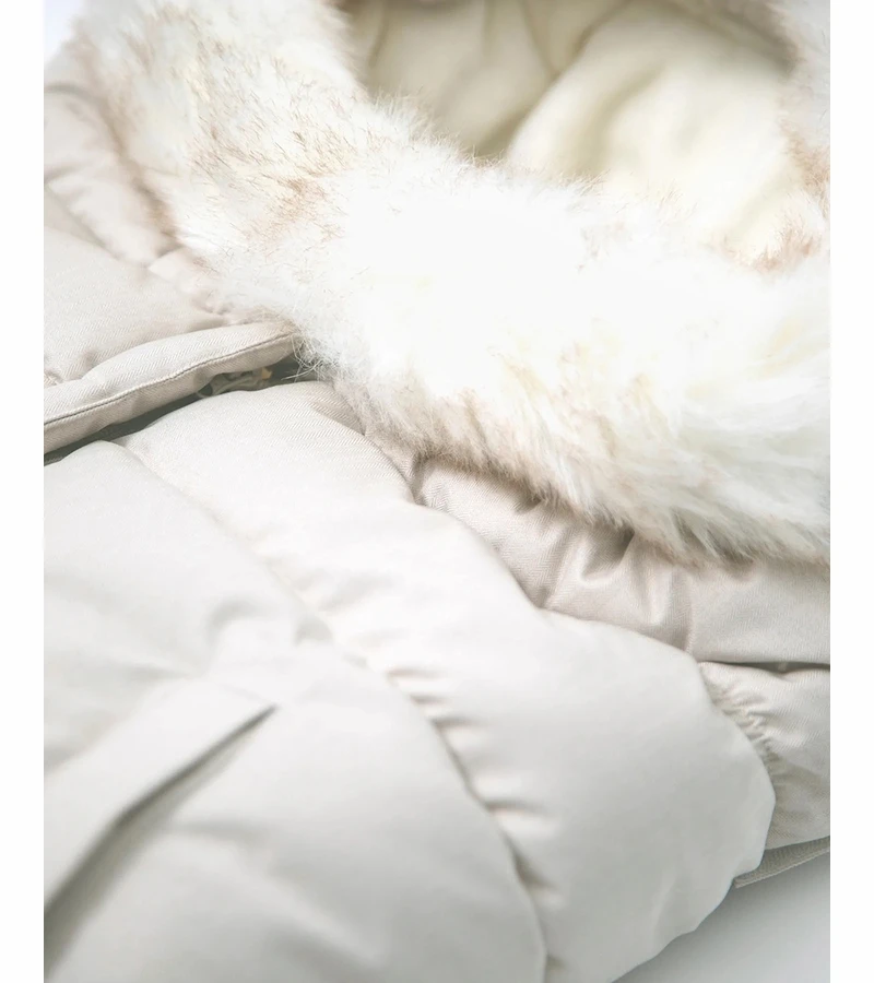 7 A.M. Enfant Blanket 212 Evolution Tundra Footmuff - Heather Beige / White Faux Fur 3 7 A.M. Enfant Blanket 212 Evolution Tundra Footmuff - Heather Beige / White Faux Fur - Image 3