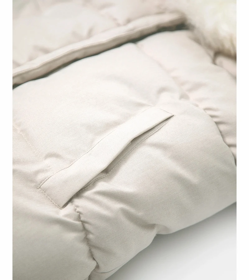 7 A.M. Enfant Blanket 212 Evolution Tundra Footmuff - Heather Beige / White Faux Fur 4 7 A.M. Enfant Blanket 212 Evolution Tundra Footmuff - Heather Beige / White Faux Fur - Image 4