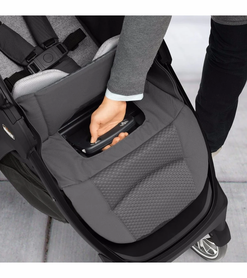 Chicco Bravo LE Trio Travel System - Genesis 6 Chicco Bravo LE Trio Travel System - Genesis - Image 6