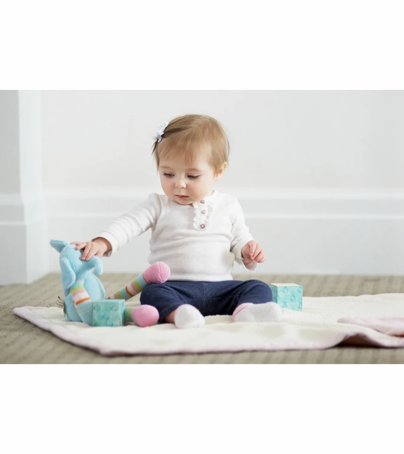 JJ Cole Bundleme Blanket - Pink 3 JJ Cole Bundleme Blanket - Pink - Image 3