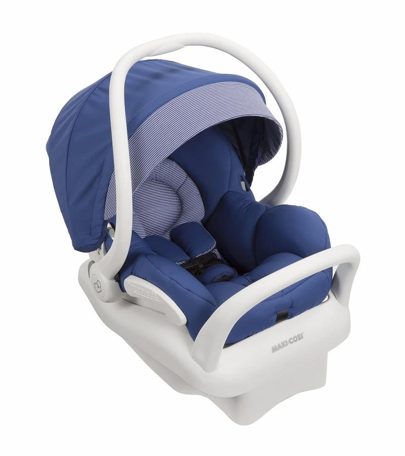 Maxi-Cosi Maxi Cosi Mico Max 30 Infant Car Seat, White Collection 2017 - Blue Base 1 Maxi-Cosi Maxi Cosi Mico Max 30 Infant Car Seat, White Collection 2017 - Blue Base