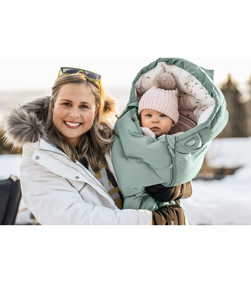 Voksi Urban Footmuff - Pine Green / Cream 5 Voksi Urban Footmuff - Pine Green / Cream - Image 5